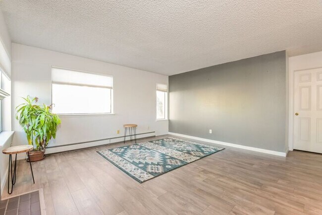 Photo - 6844 Countryside Ln Unit 284