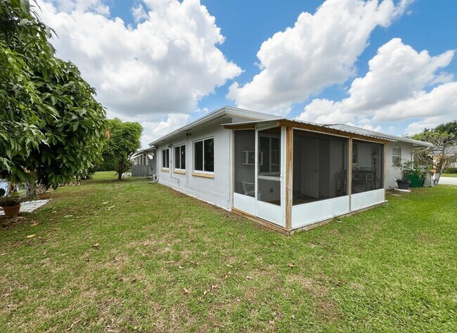 Photo - 4945 NW 55th Ct