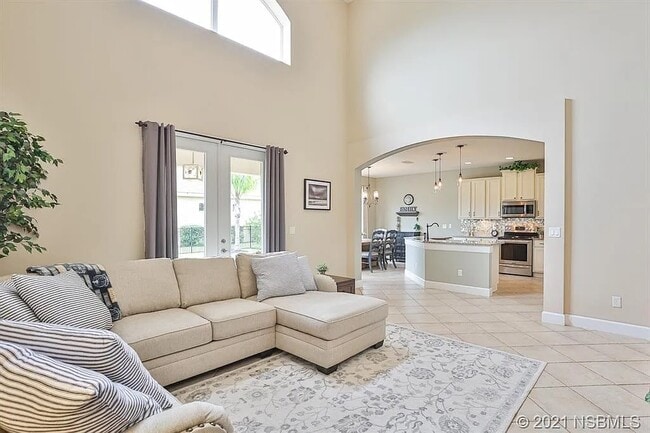 Photo - 453 Venetian Villa Dr