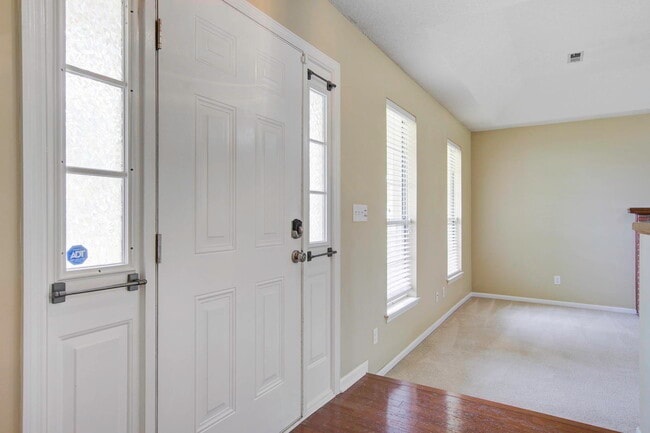 Photo - 442 Indigo Rd