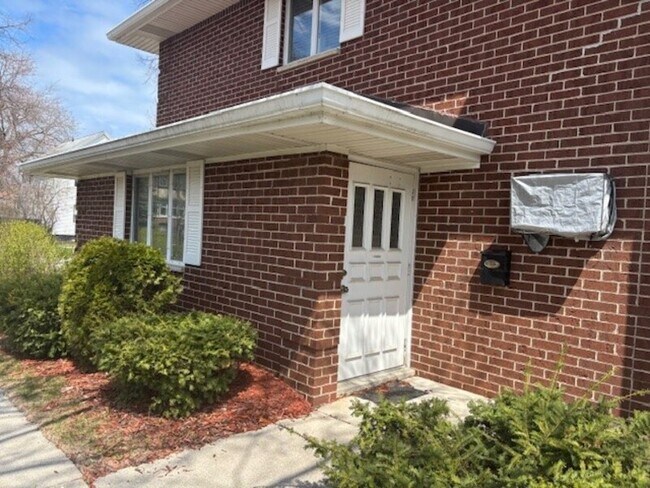 Photo - 617 Michigan Ave Rental