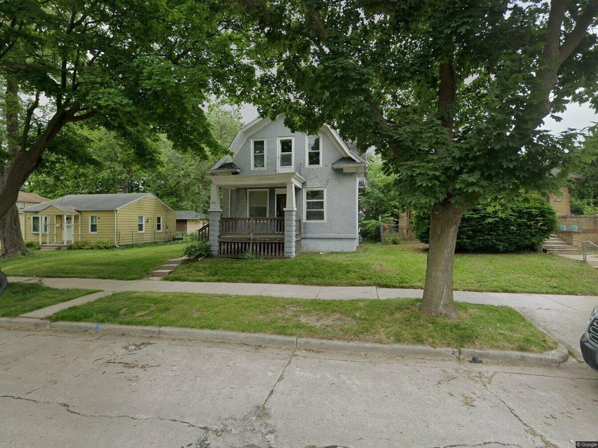 Photo - 5651 S 37th St.