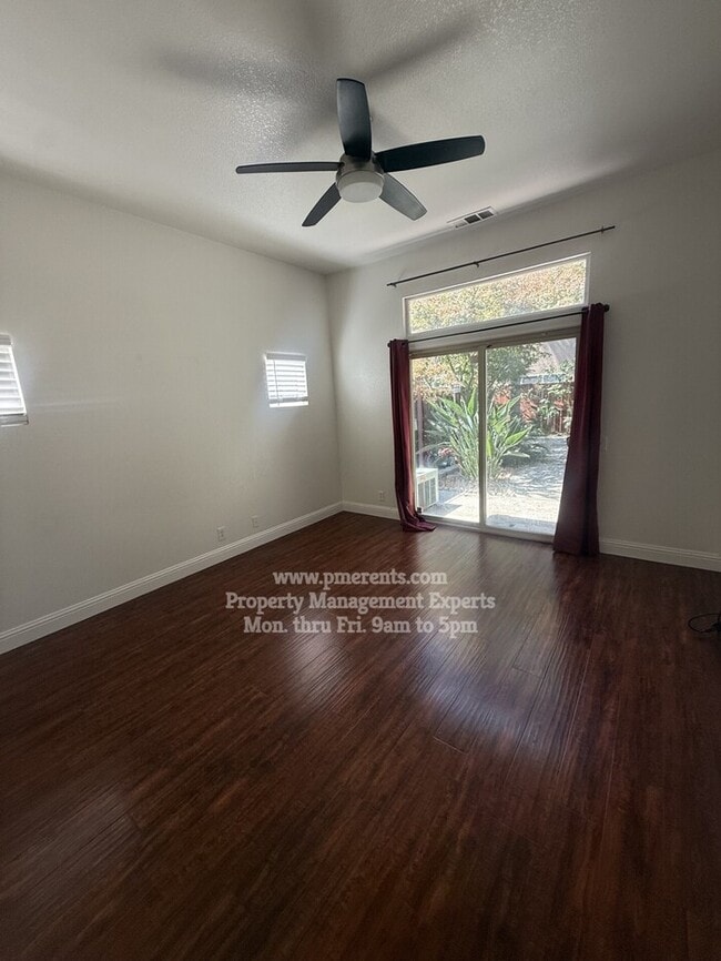 3175 Autumn Chase Cir