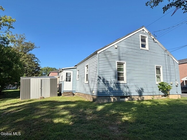 Photo - 23 Lakeview Ave