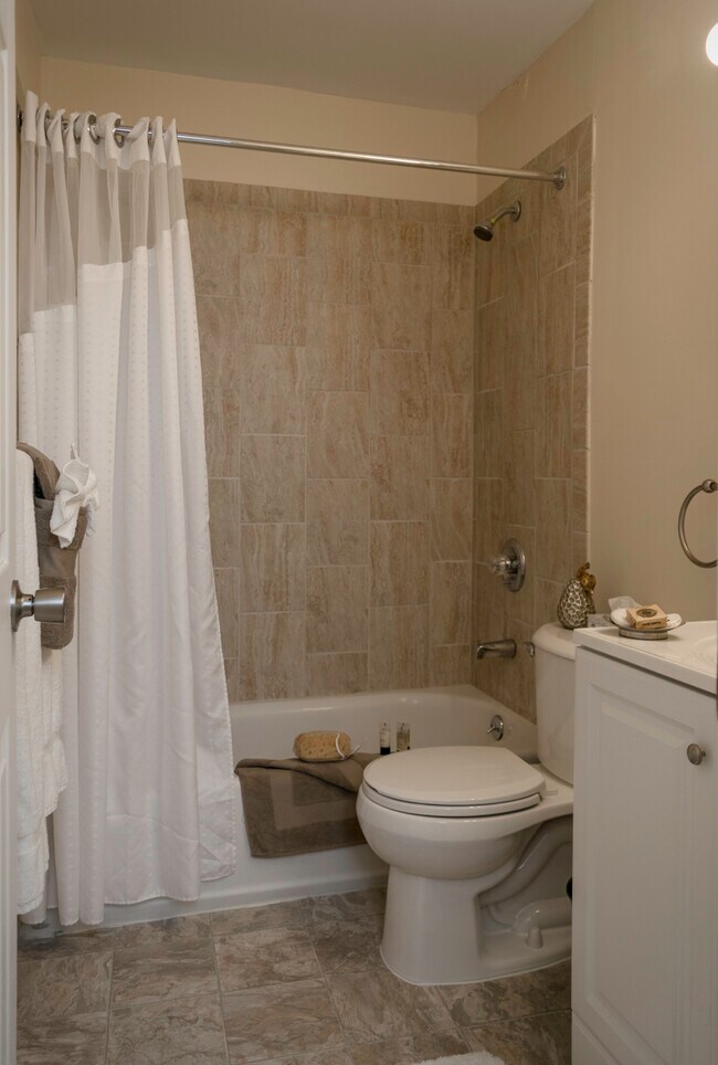 Newport Apartments For Rent in Milford, CT