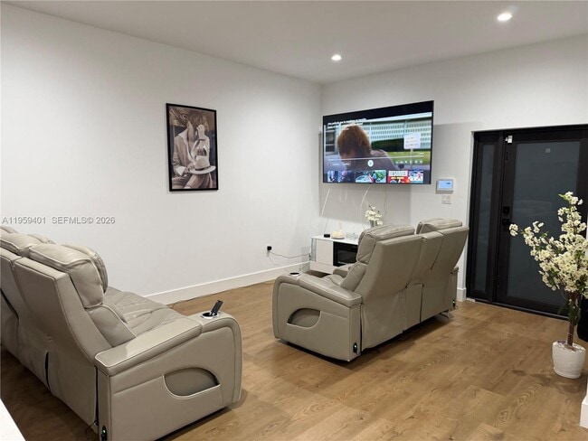 Photo - 14150 Jefferson St