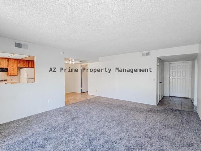 Photo - 812 W Duke Dr