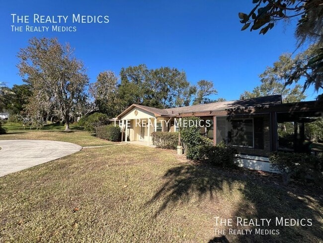 Photo - 218 Temple Cir