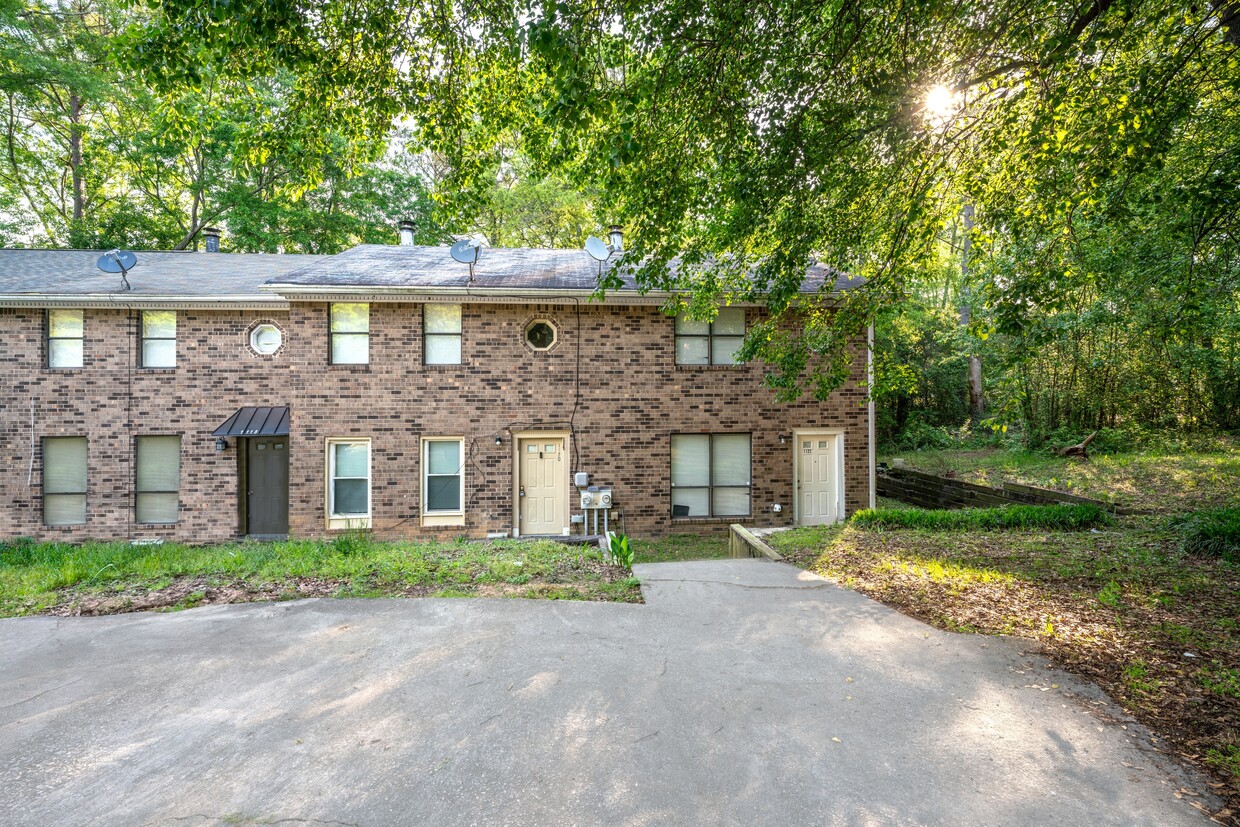 Photo - 1120 Windgate Cir NW (Conyers, GA)