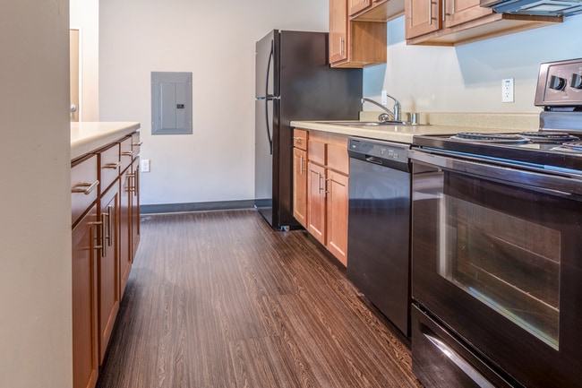 3BR/2BA-Kitchen - Element Apartments