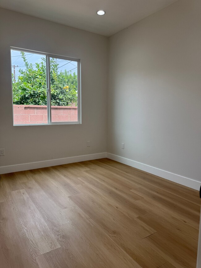 Photo - 11542 Morgan Ln