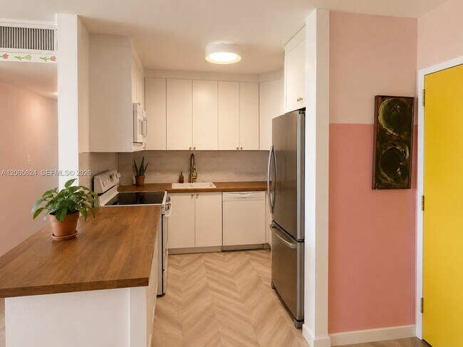7441 Wayne Ave Unidad 3D