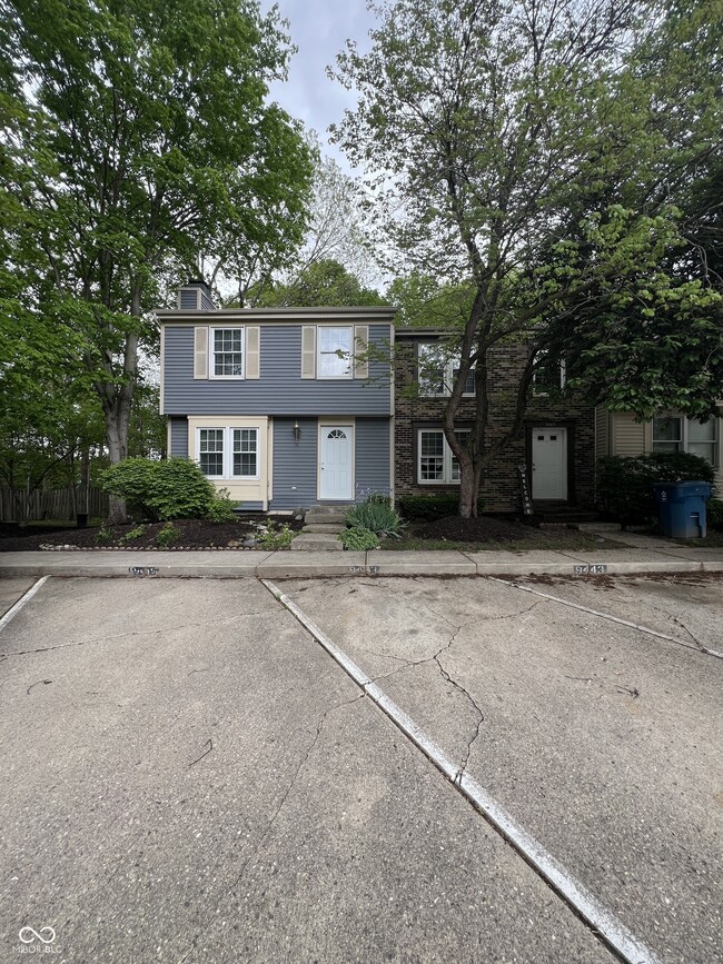 Building Photo - 9445 Timber View Dr Rental