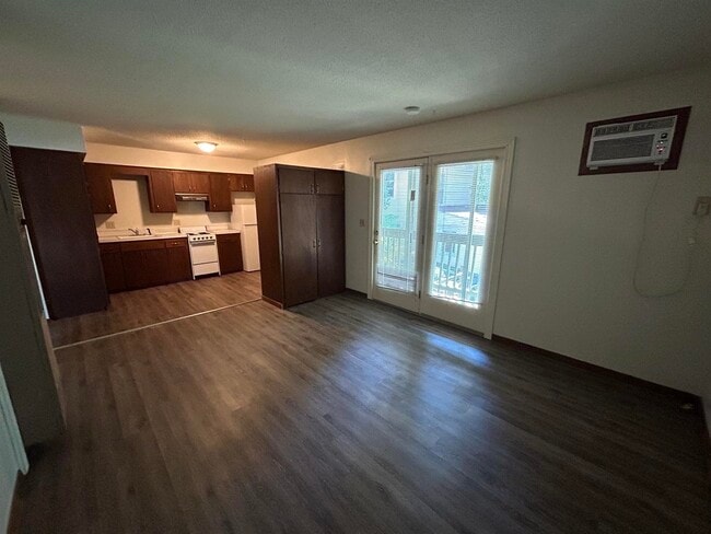 Photo - 519 S Dodge St Unidad 5