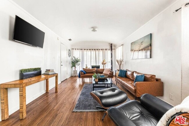 Building Photo - 608 N Alta Vista Blvd Rental