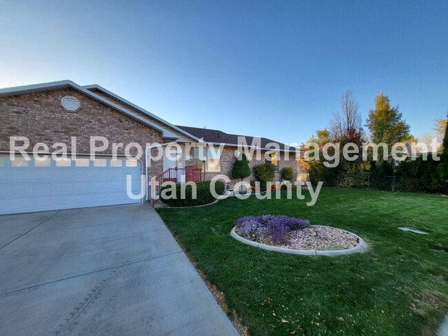 Photo - Large Spanish Fork Home