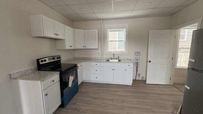 3BR with Views of Presumpscot River | Newly Renovated | Heat Included | Bright + Quiet Location