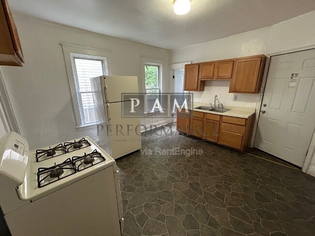Photo - 2443 S 9th St