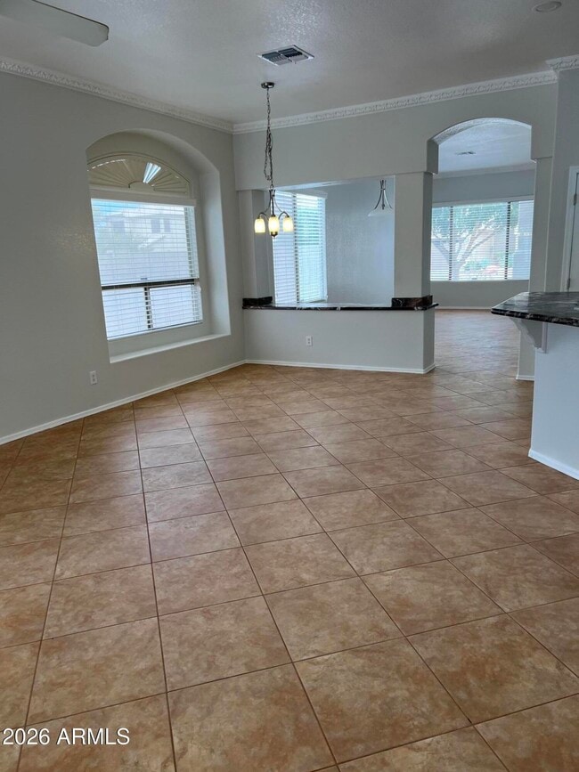 Photo - 407 W Helena Dr