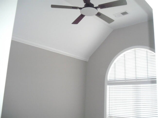 Photo - 554 Cahaba Manor Dr