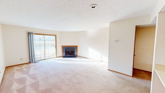 Photo - 5929 Shadow Lake Cir