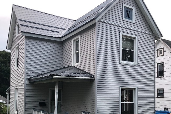 Photo - 14 Lincoln Ave House