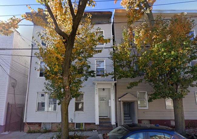 Photo - 103 Sciarappa St Unit 2