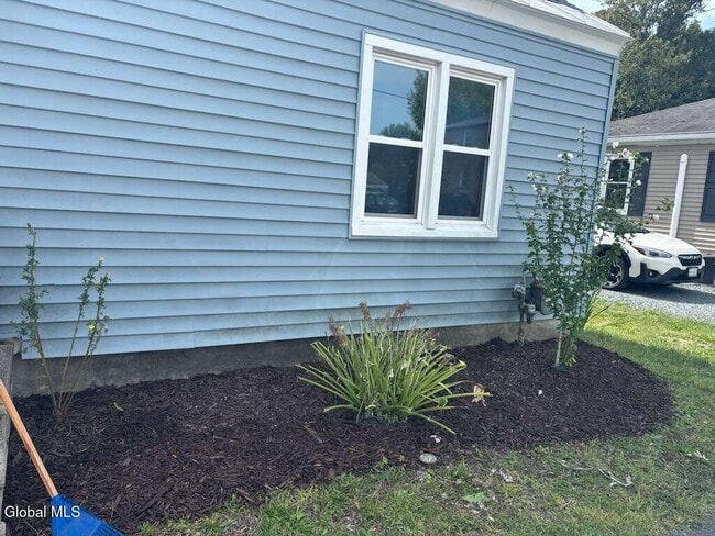 Photo - 23 Lakeview Ave