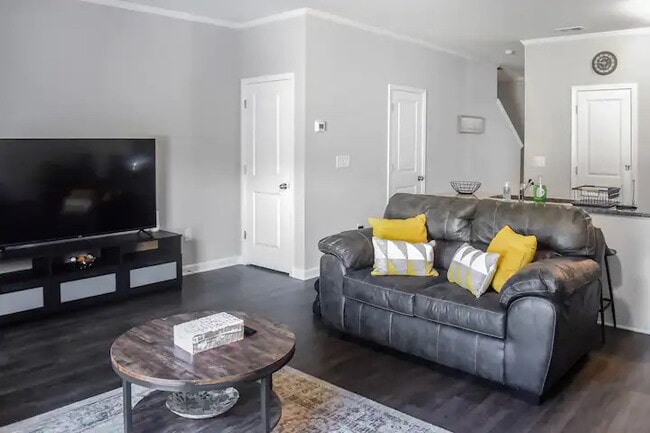 Photo - Room in Townhome on Laurel Ridge Cir