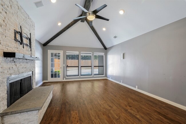 Photo - 2412 Ables Dr