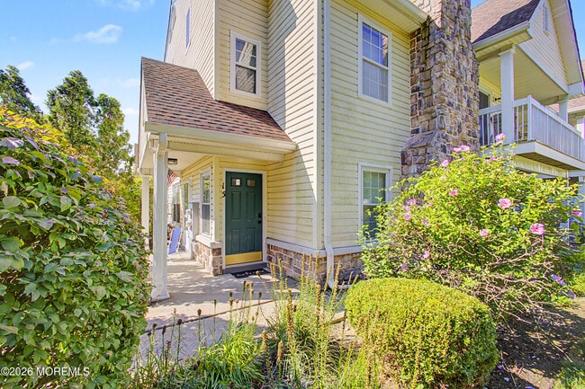 15 Nashville Ct