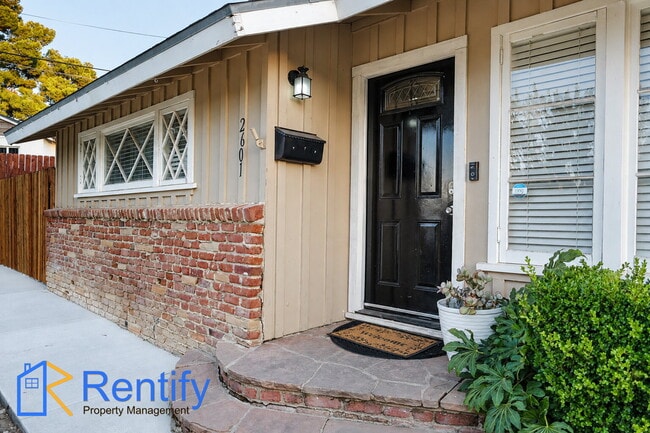 Photo - Charming 3bed/2bath Rustic Mid-Century Home
