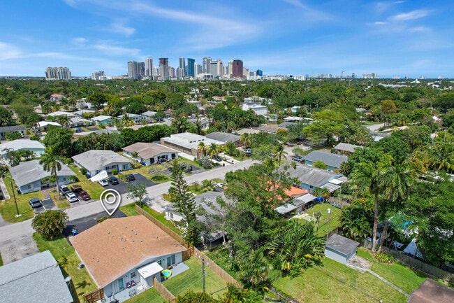 Photo - 838 SW 14th St