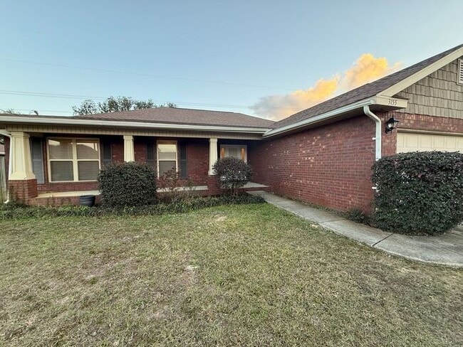 Photo - Gulf Breeze - Bay Ridge Park - 4 bedroom, 2 bathroom w/ lawn care included