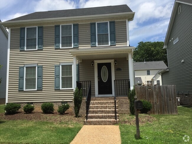 Building Photo - 1712 Kemper St Rental