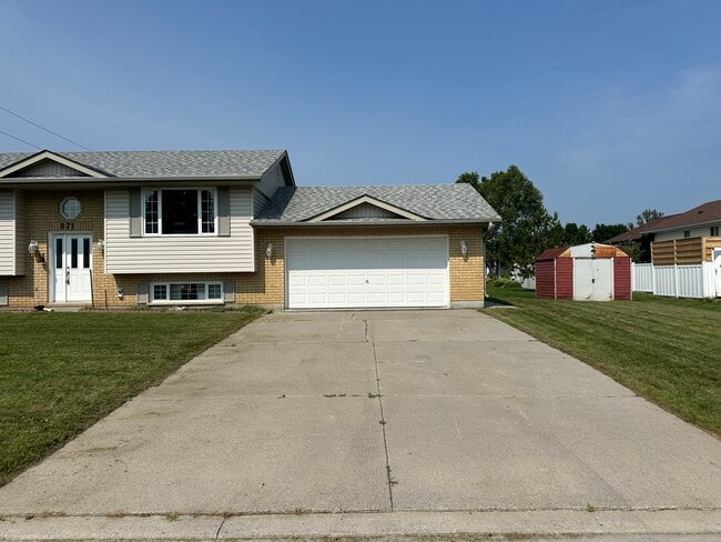 Photo - 871 Chapel Rd