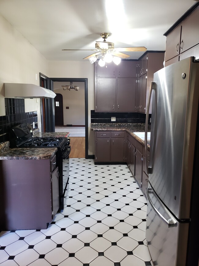 Photo - 1003 W 17th St