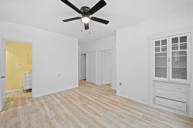 Photo - 20 Temple St Unit 1