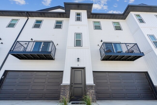 Woodline Townhomes