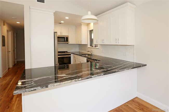 Photo - 77 Juniper Rd