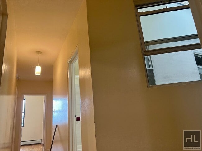 Photo - 4BR 1BA Historic Mixed Use Loft w/ Massive... Unit 4R