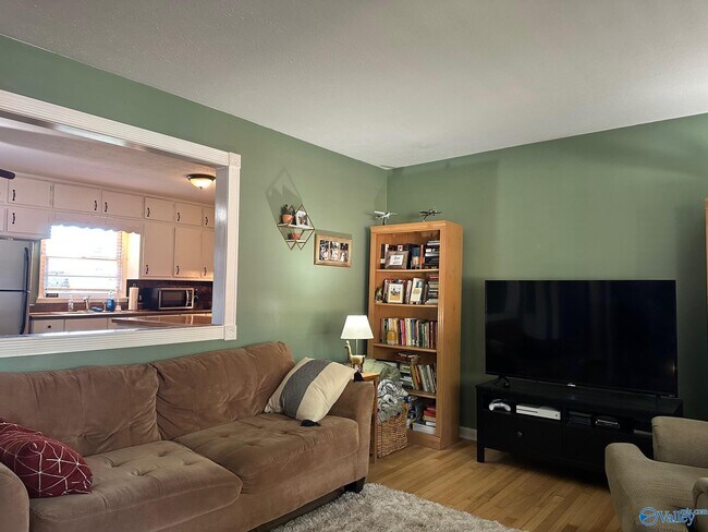 Photo - 306 Jack Coleman Dr NW