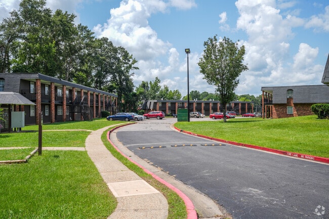 Photo - Summit at the Village Apartments