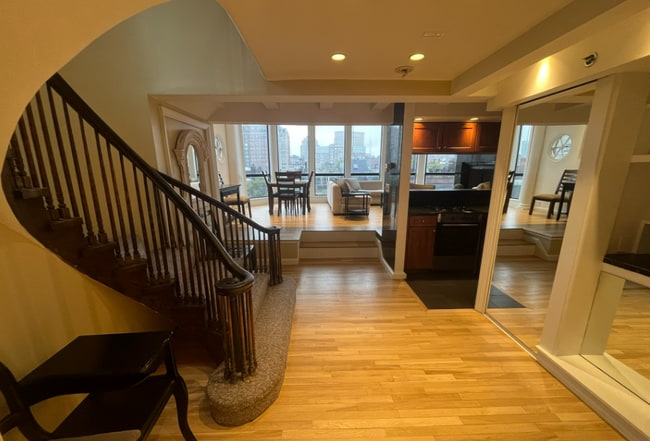 Photo - 109 Beacon St Unit 6R