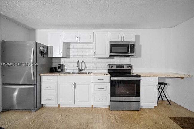 Photo - 1181 NE 160th St Unidad 0