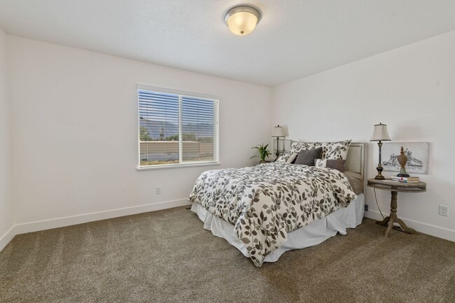 Photo - Upscale 2 Bedroom Tremonton Apartment Home