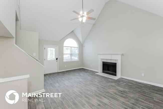 Photo - 417 Montgomery Pl