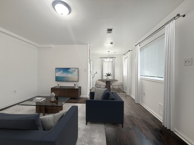 Photo - 506 Eastern Ave NE