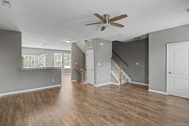 Photo - 1004 Prosperity Ct