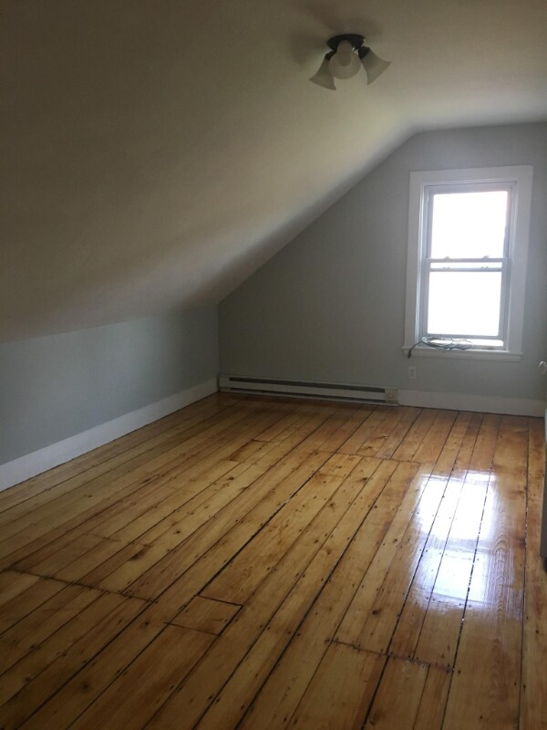 Photo - 10 Saunders St